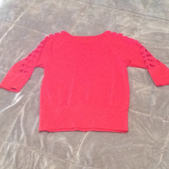 By & By Red 3/4 Sleeve Shirt - Picture 5 of 5